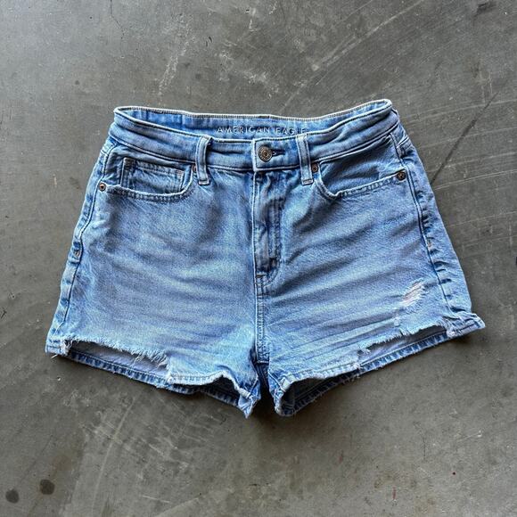 American Eagle Outfitters Mom Shorts Women's Size 2 Blue Medium Wash Denim - Picture 2 of 8